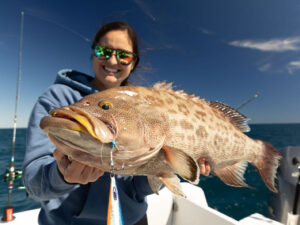 Bottomfishing with a slow-pitch rig