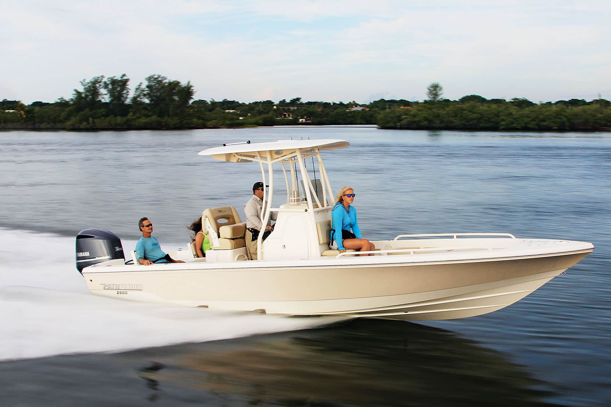 PATHFINDER 2600 TRS | Salt Water Sportsman