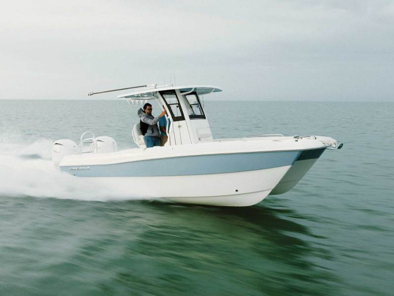 SWS724-WC-235-TE-1 World Cat 235TE running