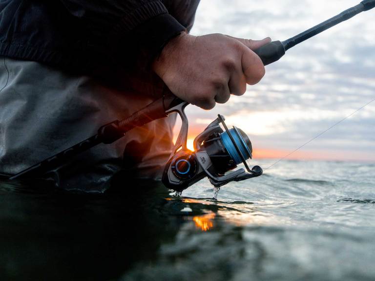 SWS1225-Quantum-Cabo5 Wade fishing in Barnegat Bay